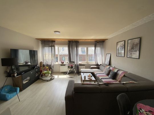 Leuke duplex met 3 slaapkamers in het centrum van Tessenderlo - Photo 1