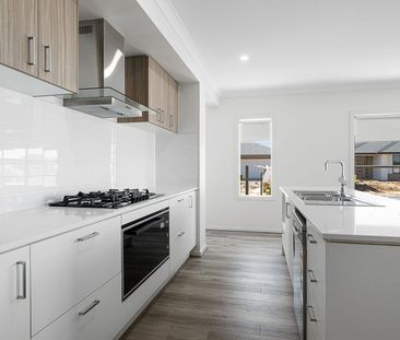 4 Bedroom home - Photo 6