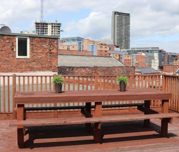 3 bedroom flat to rent - Photo 1