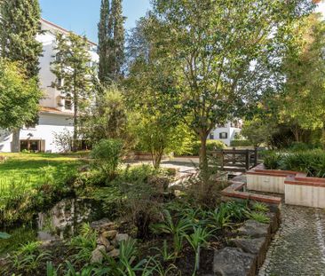 4 Bedroom Apartment with swimming pool, Monte Estoril, Cascais - Photo 5
