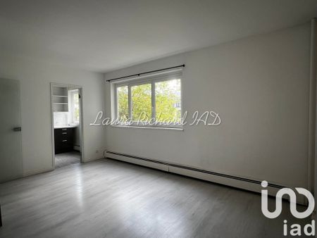 Studio 1 pièce de 32 m² à Puteaux (92800) - Photo 2