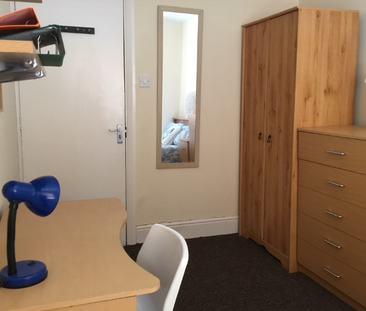 8 bedroom house to rent - Photo 3