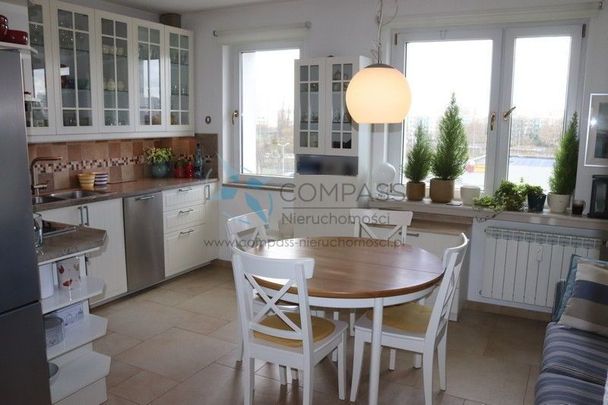 Pokój ok.10m2 umeblowany w b.ładnym mieszkaniu - Zdjęcie 1