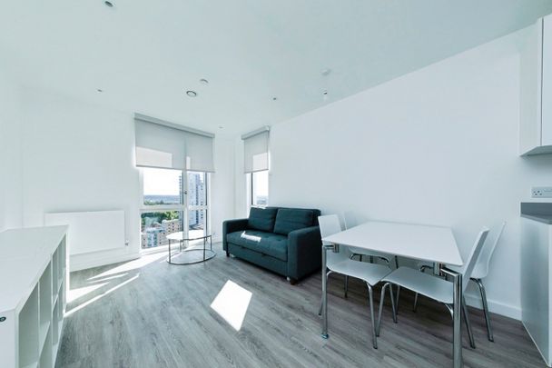 1 Bed Flat, Addiscombe Grove, CR0 - Photo 1