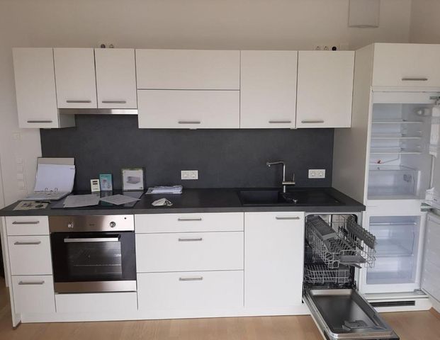 Helle 2-Zimmer-Wohnung mit großem Balkon - Photo 1