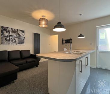 2 bedroom ground floor flat to rent - Photo 6