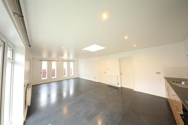 3 bedroom detached bungalow to rent - Photo 1