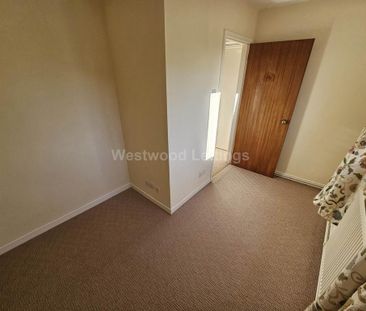 3 bedroom detached house to rent - Photo 5