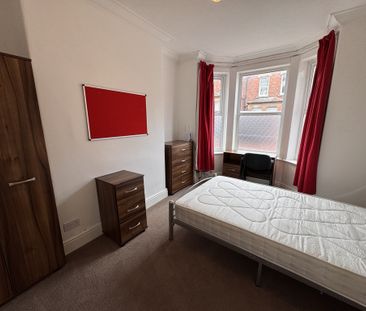 Siward Street, Hull Road - P1875 - Photo 1