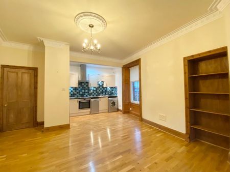 2 bedroom flat to rent - Photo 2