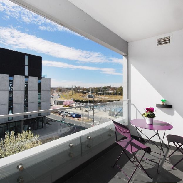 Beautifully Appointed One-Bedroom Home in Quayside! - Photo 1