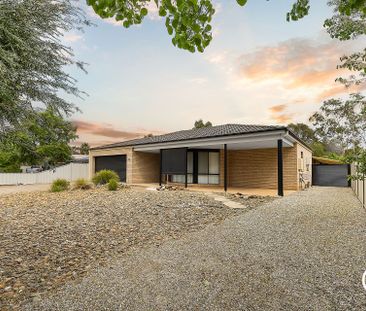 Spacious, Smart & Stylish Living in Sought-After Highlands Estate - Photo 5