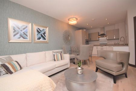 2 bedroom apartment to rent - Photo 2