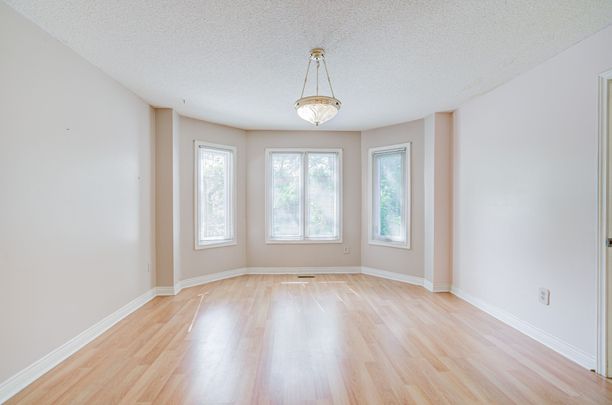 For Lease - 1194 Fairmeadow Trail, Oakville, Ontario - Photo 1