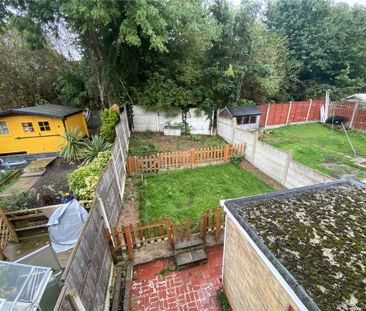 2 bedroom semi-detached house to rent - Photo 6