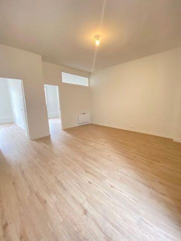 Location Appartement 3 pièces 61m² LAGNY SUR MARNE 77400 - Photo 2