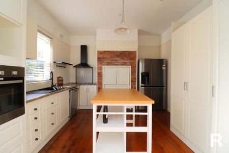 4 Westbury Road, South Launceston TAS 7249 - House For Rent - $510 | Domain - Photo 2