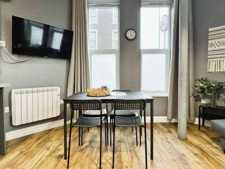 1 bedroom apartment to rent - Photo 2