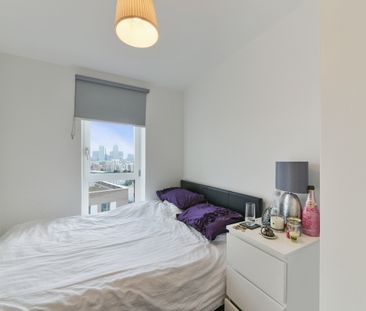 3 Bed Flat, Ivy Point, E3 - Photo 3