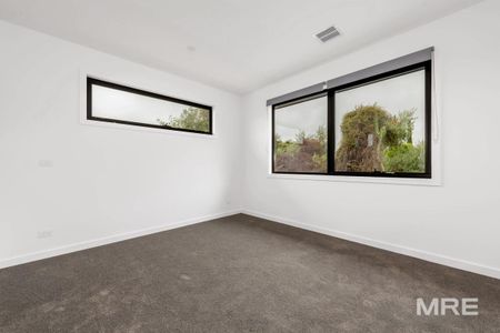 2/40 Christmas Street, Northcote - Photo 2