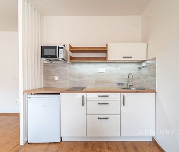 Pronájem bytu 1+kk 31 m² - Photo 2