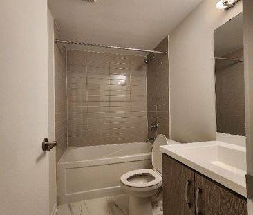 For Lease - 140 Honeycrisp Crescent Unit# 290, Vaughan, Ontario - Photo 3