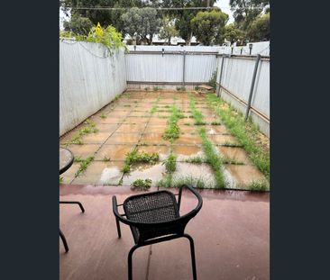 Fully Furnished Small & Easy to maintain Unit! - Photo 3