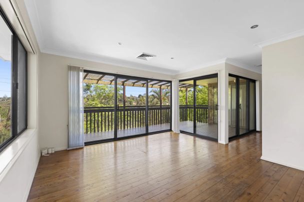 Peaceful Living with Bush Outlooks - Photo 1