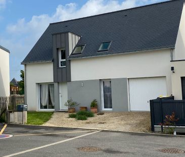 Location Maison 6 pièces 102m² - Photo 1