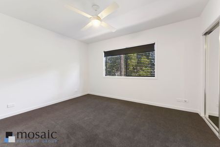 Greenhills By Mosaic - Exceptional Quality in an Exceptional Location! - Photo 5