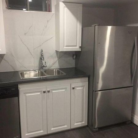 For Lease - 1236 Atkins Drive, Newmarket, Ontario - Photo 1