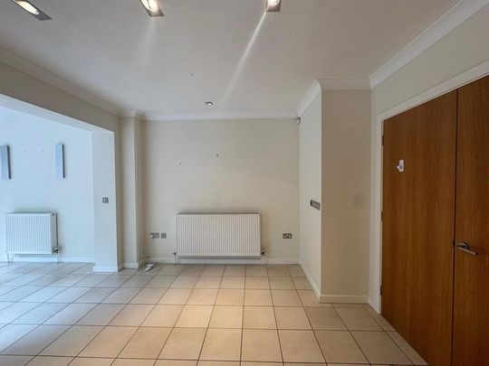 4 bedroom townhouse to rent - Photo 1