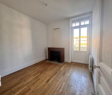 Location Appartement 3 pièces 53m² ECULLY 69130 - Photo 1