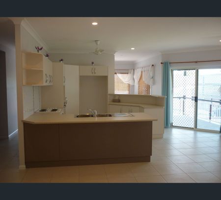 72 Hooper Street, Belgian Gardens, Qld 4810 - Photo 5