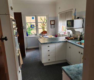 6-bedroom shared house, Banool Street - Photo 5