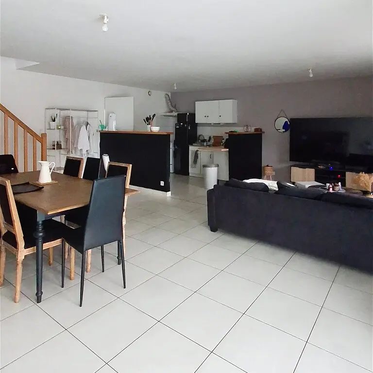 Location maison 3 pièces - 98m² à Le ferre (35420) - Photo 1