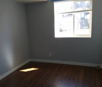 coquitlam 2 bed for rent - Photo 2