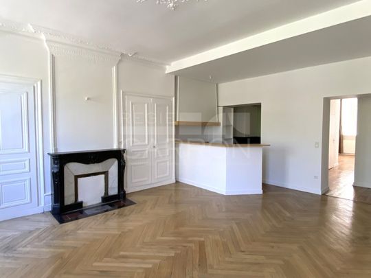 GRAND T2 - ST ETIENNE - Photo 1