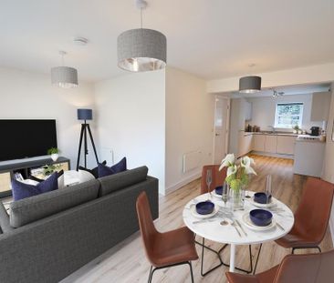 3 bedroom semi-detached house to rent - Photo 1