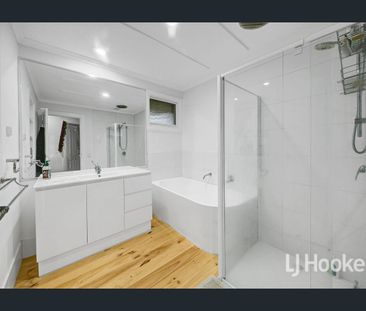 Spacious Family Living in Prime Melton West Location - Photo 6