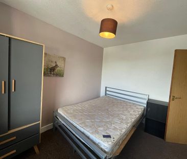 Eccles New Road, Salford - Photo 3