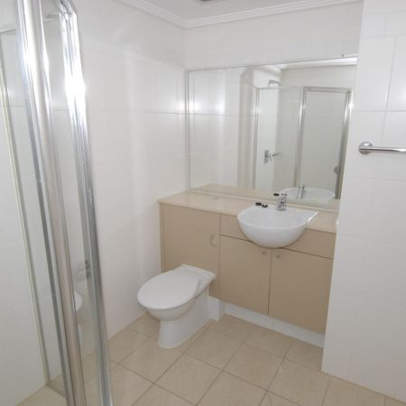 NORTH FACING - ON TOP OF THE WORLD - Photo 4