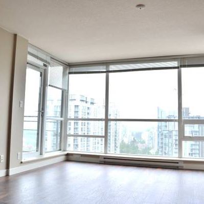 Two bedroom apartment with great view sub penthouse available for rent - Photo 4