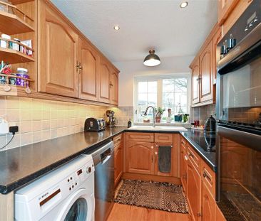 4 bedroom house to rent - Photo 3