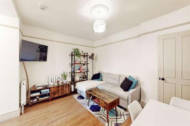 Grove Road, Mile End, E3 - Photo 1