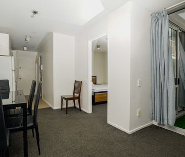 Fully Furnished Apartment - Photo 1