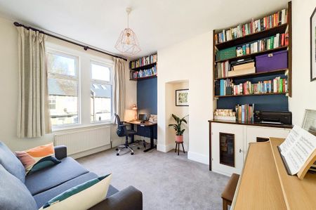 2 bedroom flat to rent - Photo 3