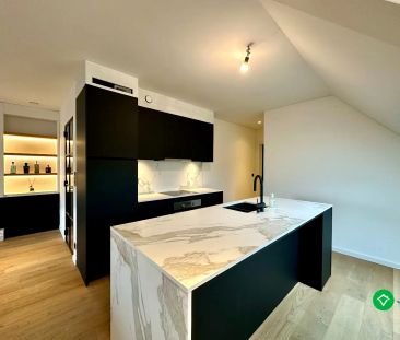 Penthouse met drie slaapkamers en garage in het centrum Koekelare - Photo 2