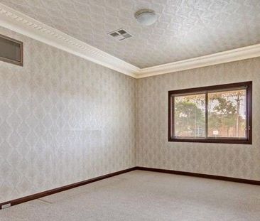 3 Bedroom Home! - Photo 6