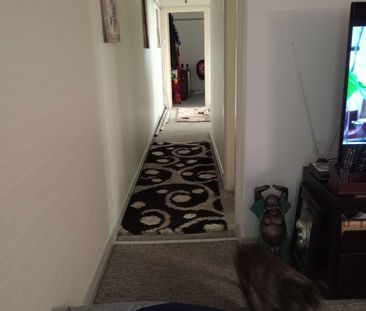 Beverly Hills - Photo 1